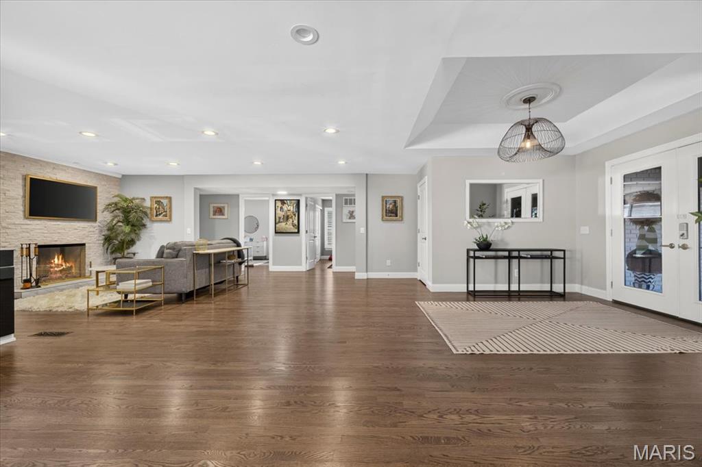 14391 Ladue Road