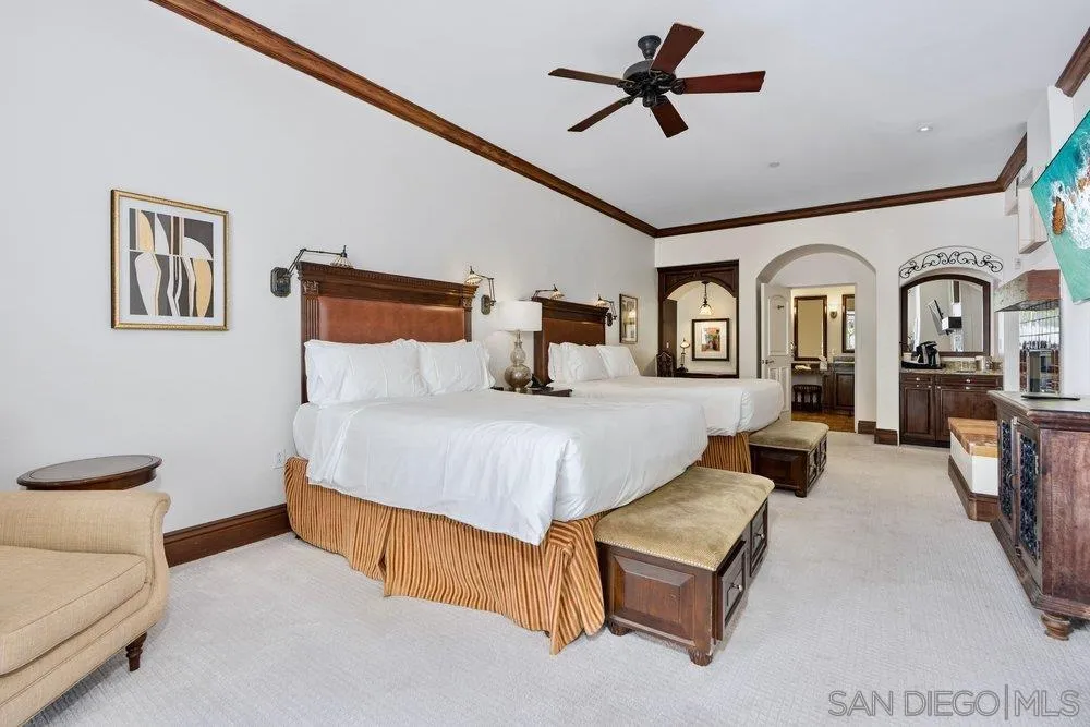 7319 Estrella De Mar Rd 10