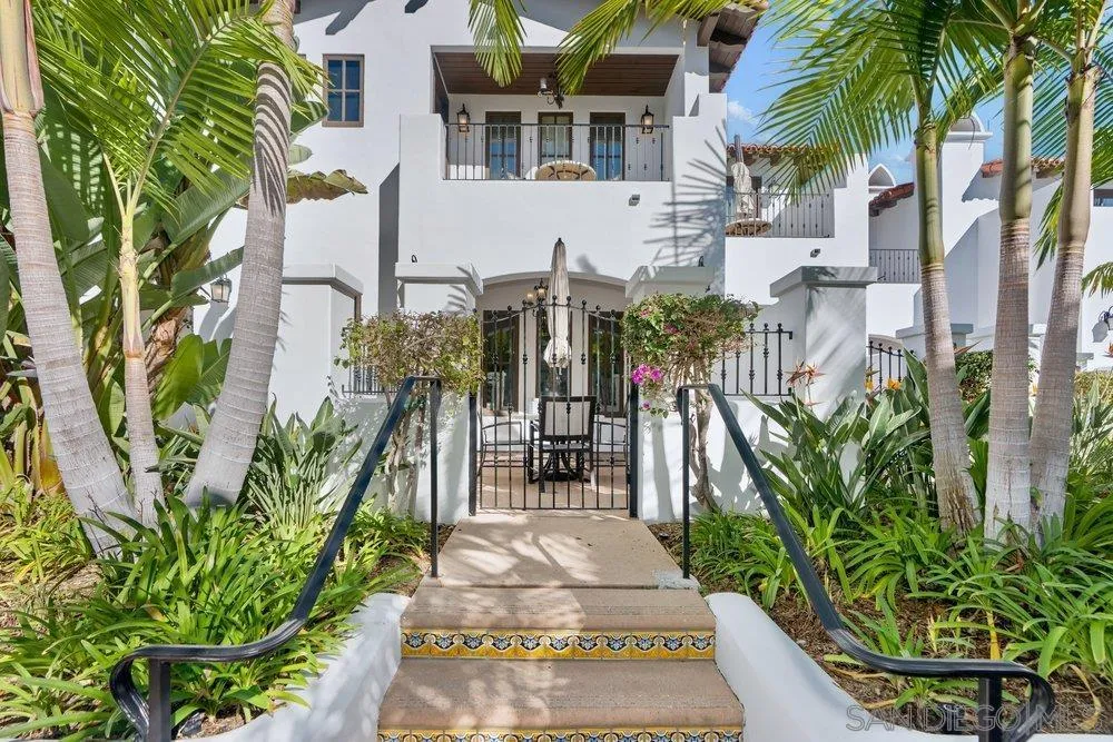 7319 Estrella De Mar Rd 10