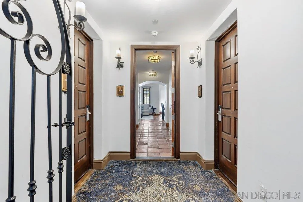 7319 Estrella De Mar Rd 10