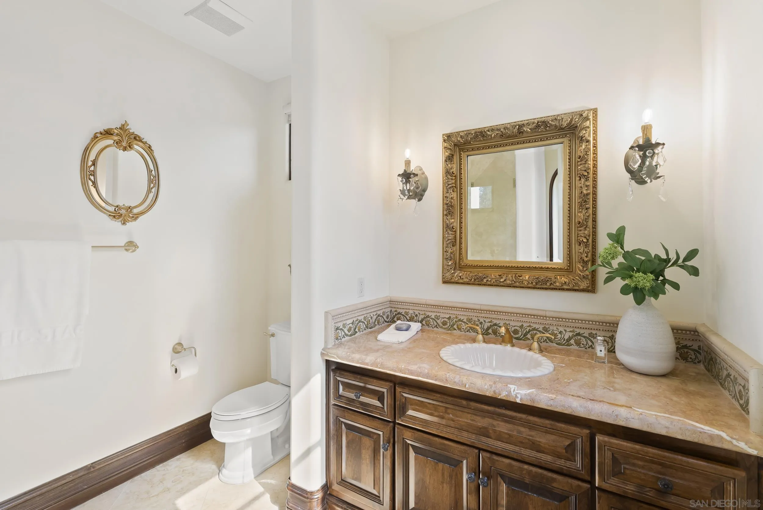 7748 Road To Zanzibar