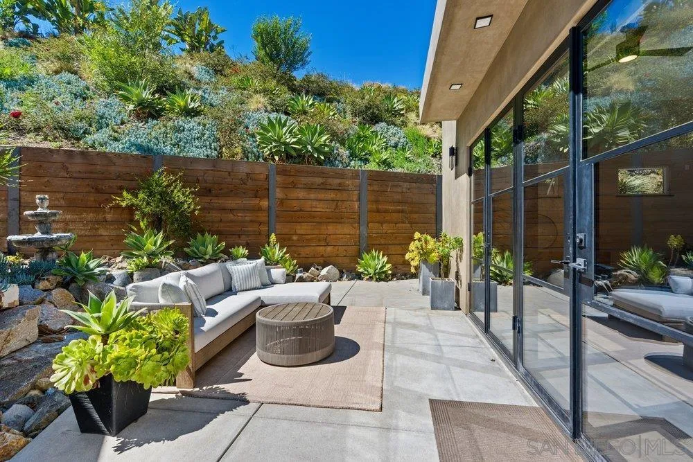 1240 Berryman Canyon