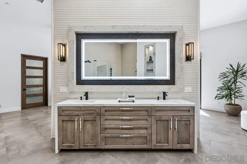 1240 Berryman Canyon