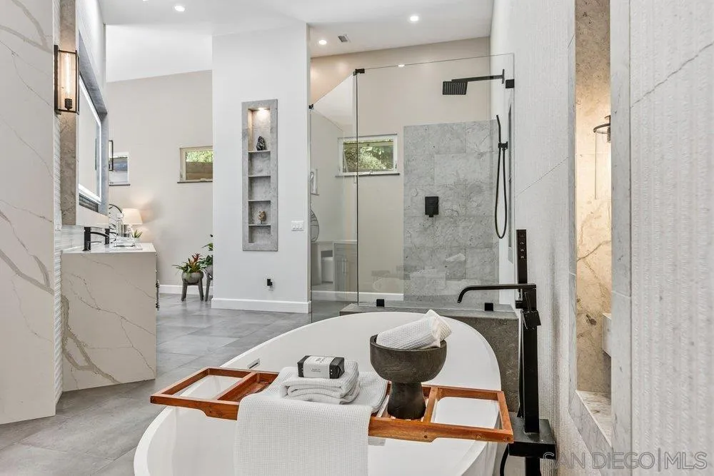 1240 Berryman Canyon