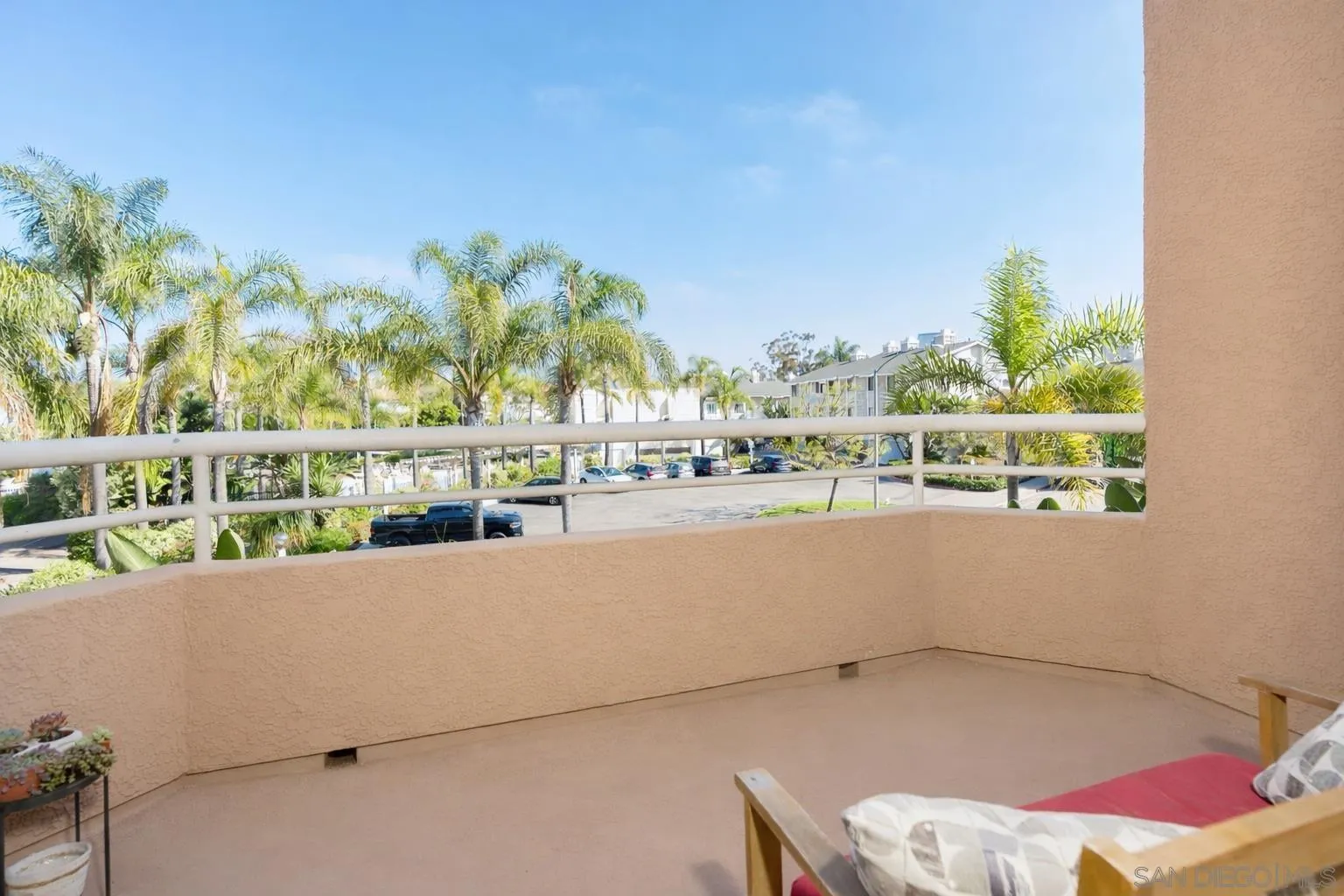 3969 Mahaila Ave Unit 209