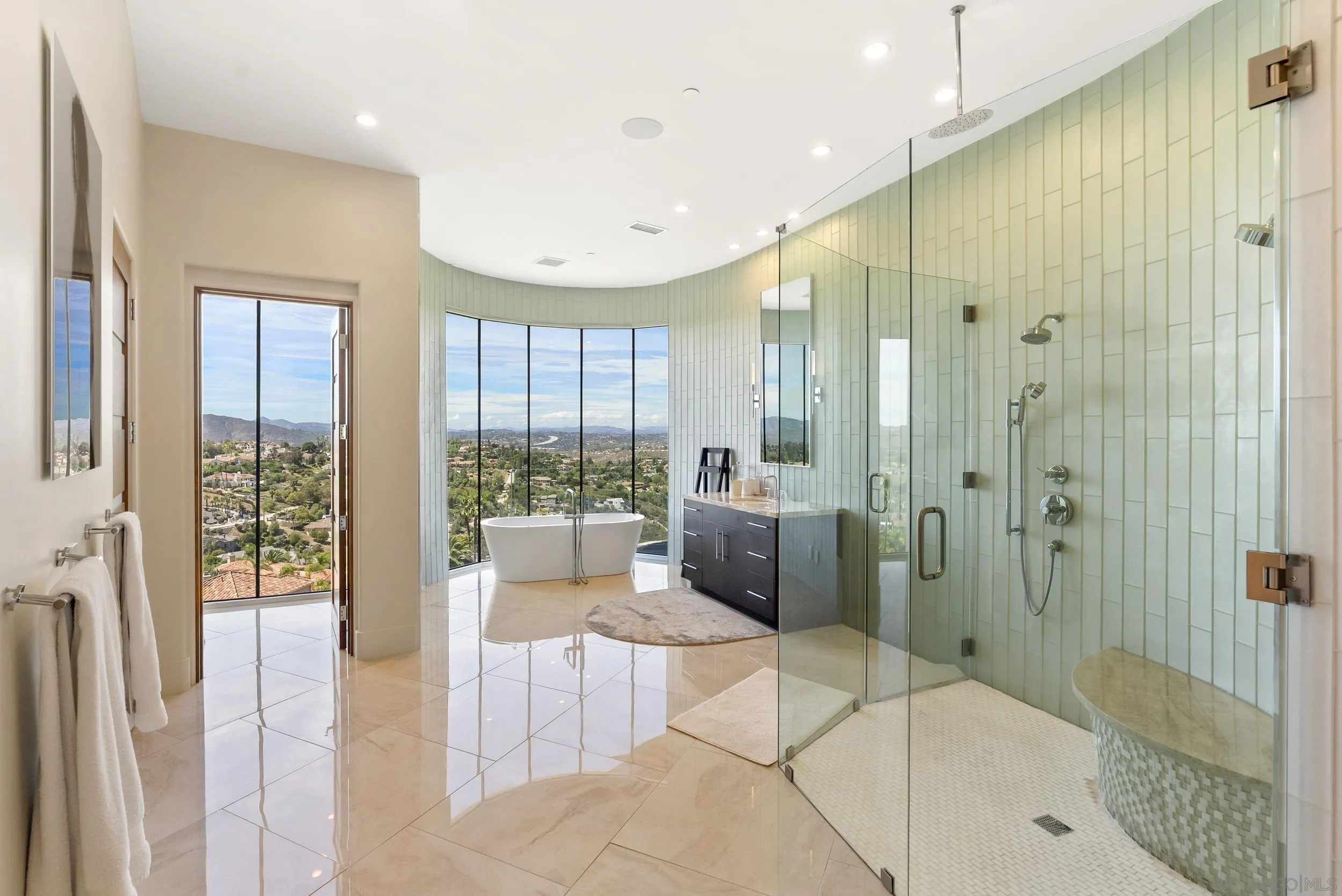 13220 Highlands Ranch Rd