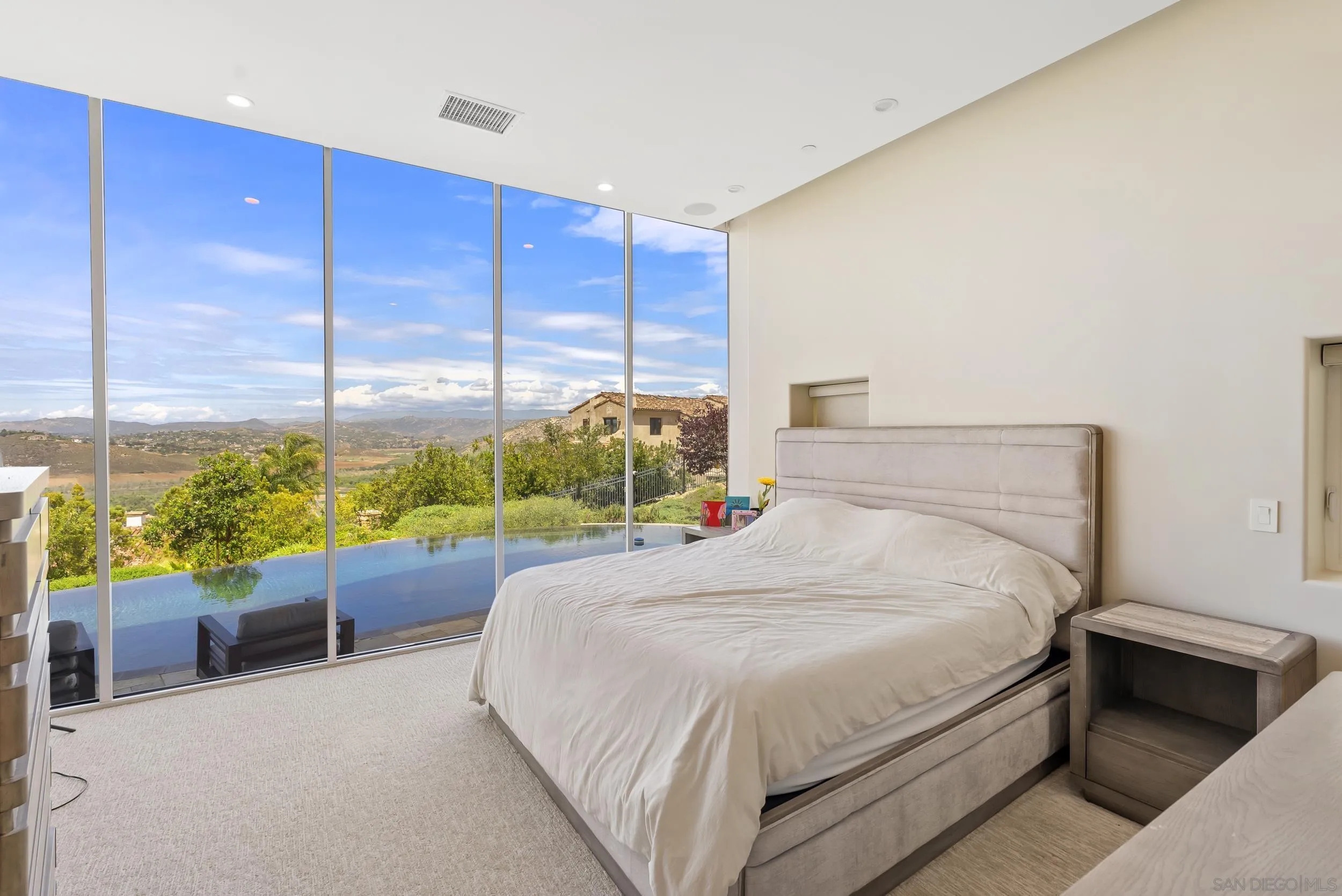 13220 Highlands Ranch Rd