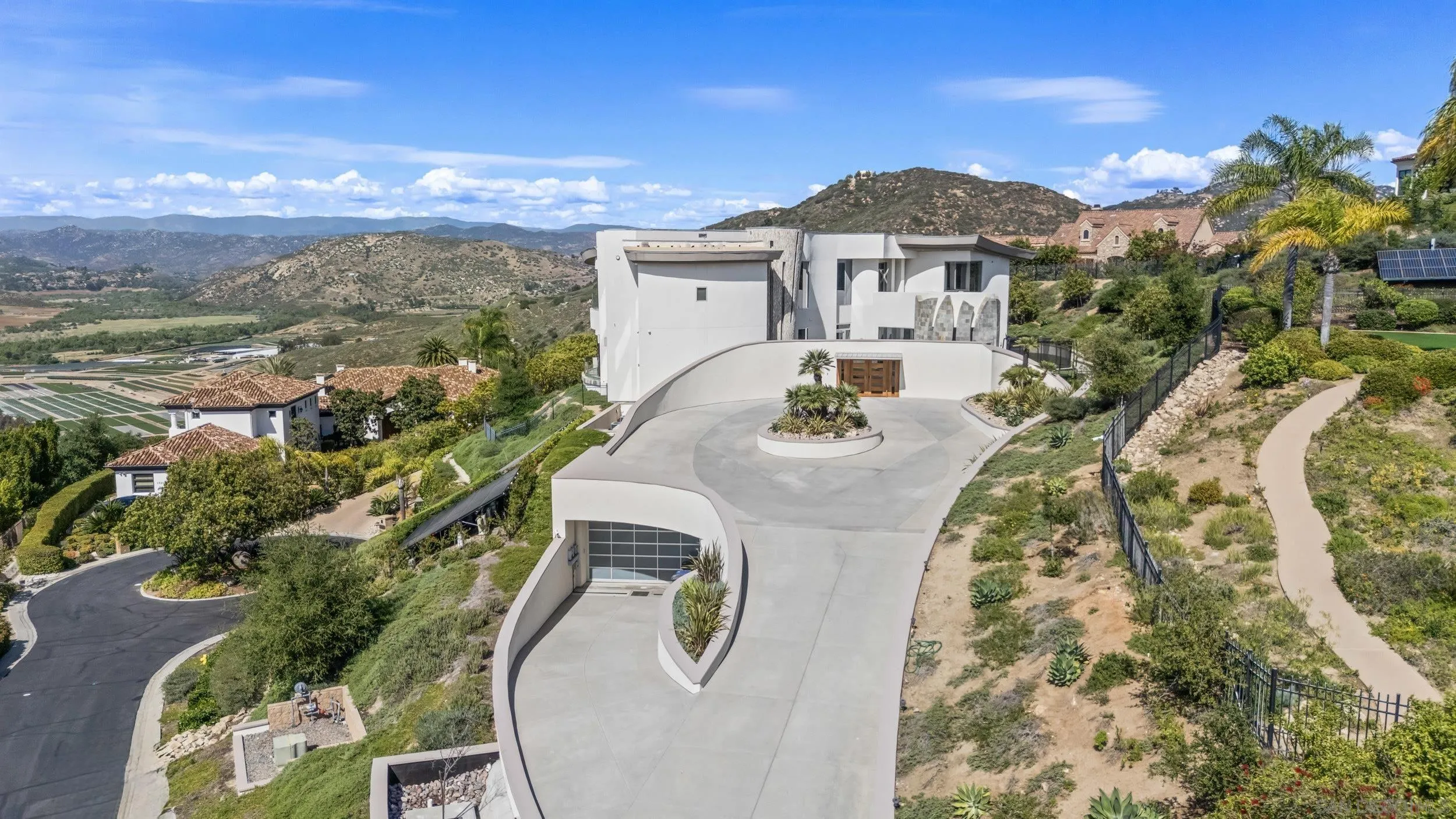 13220 Highlands Ranch Rd