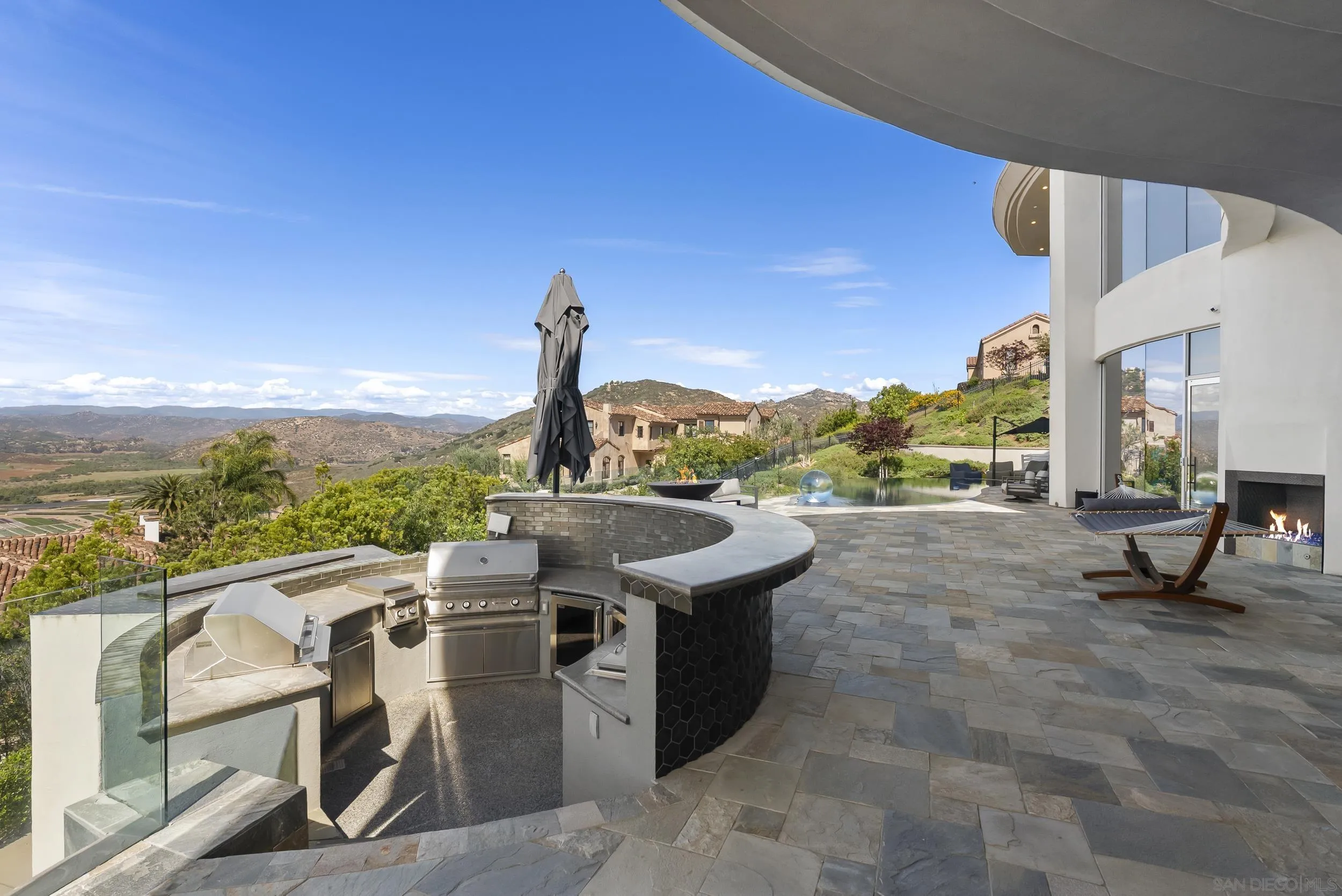 13220 Highlands Ranch Rd