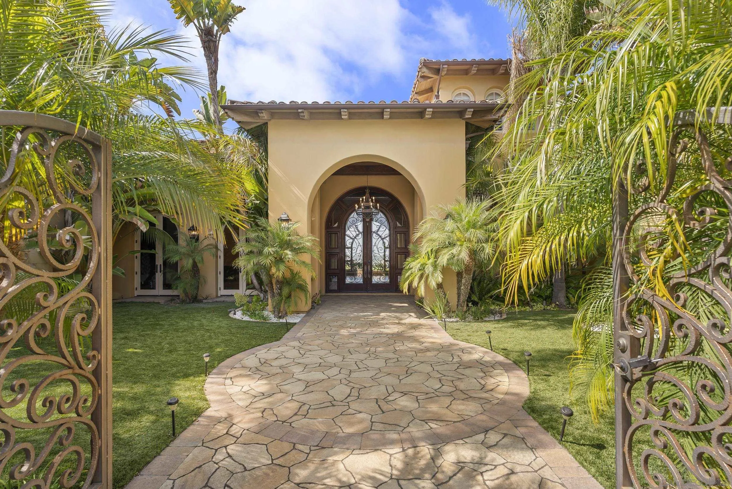 4760 Rancho Del Mar Trail