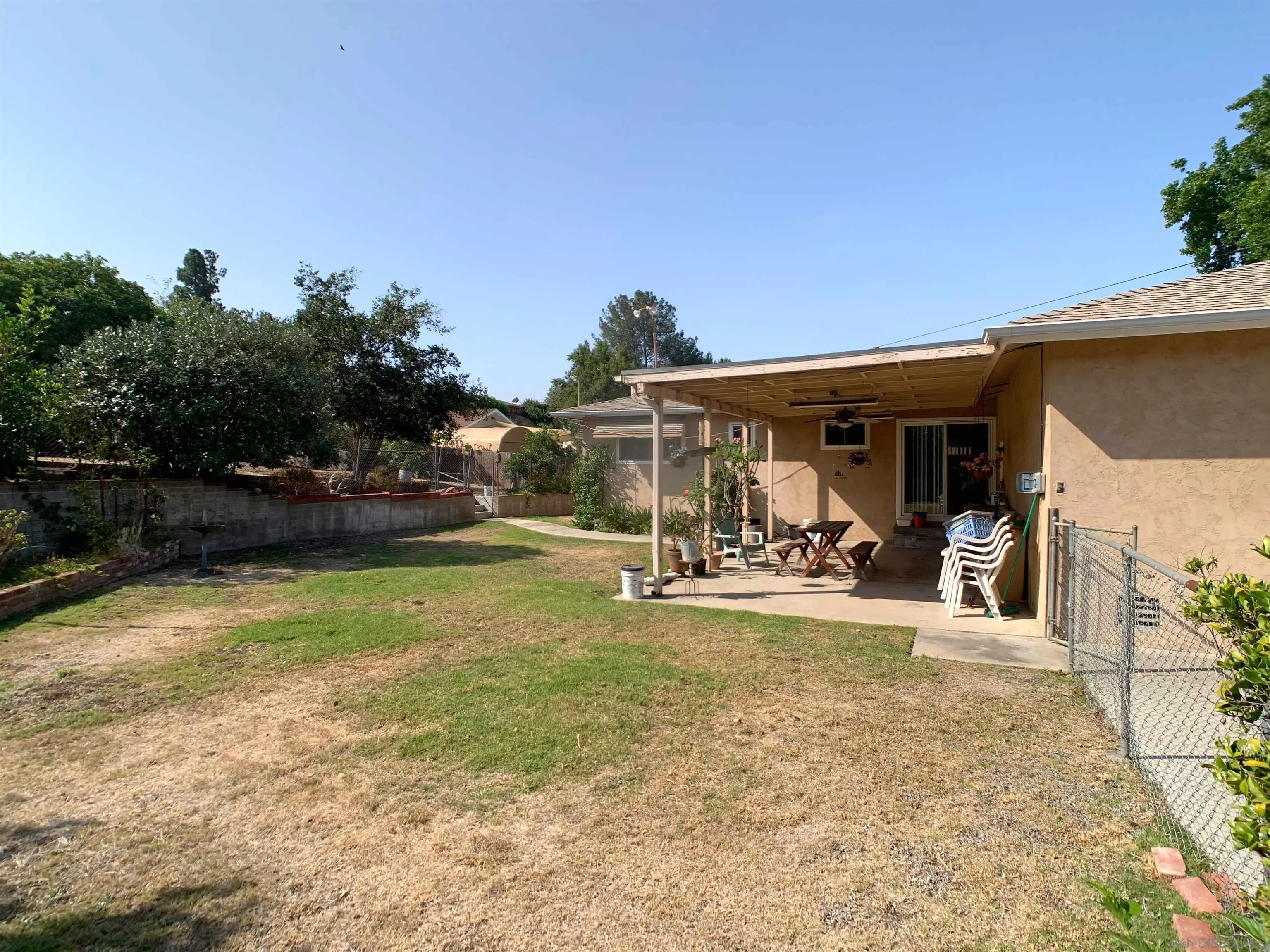 6345 Primrose
