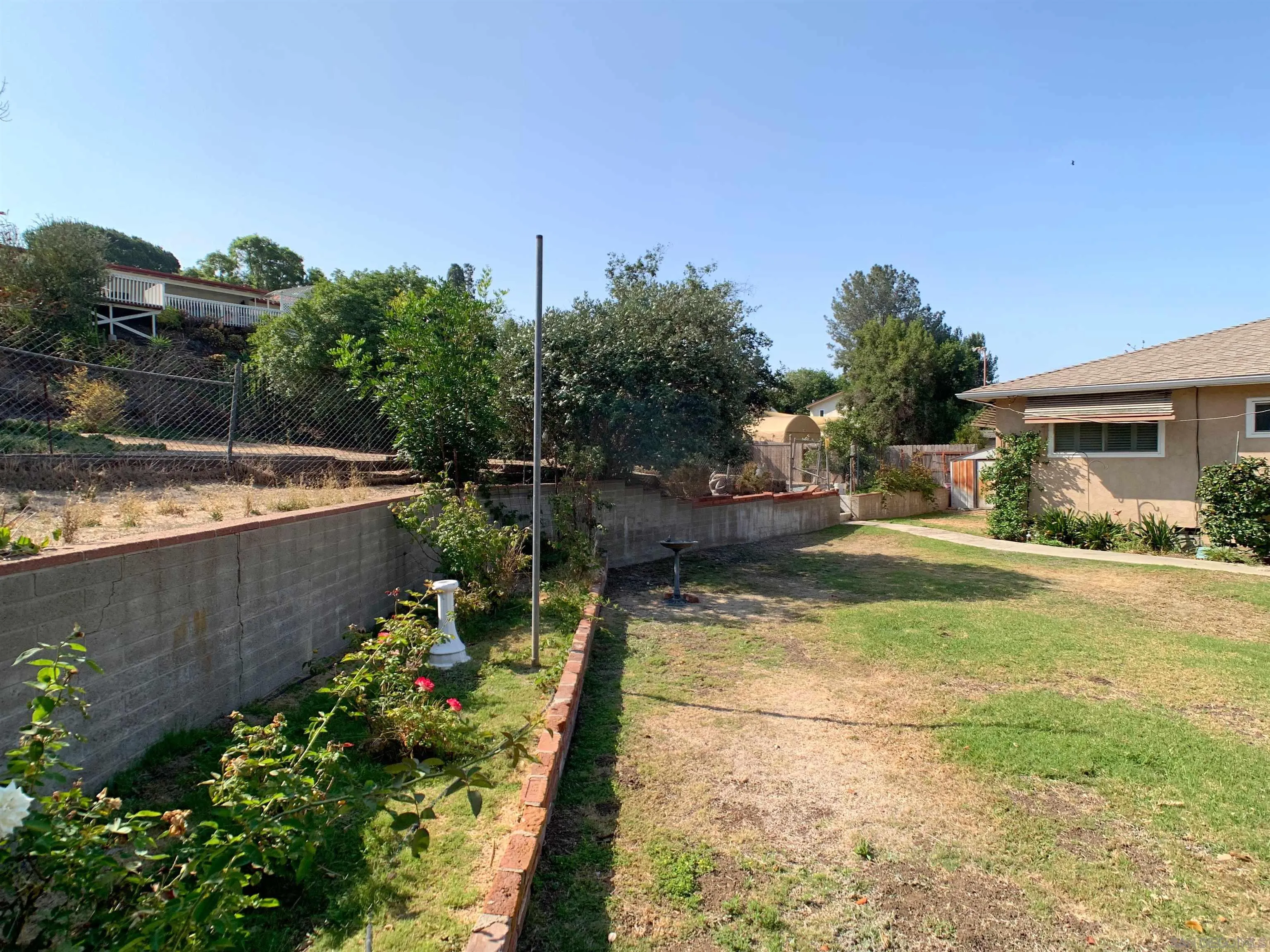 6345 Primrose