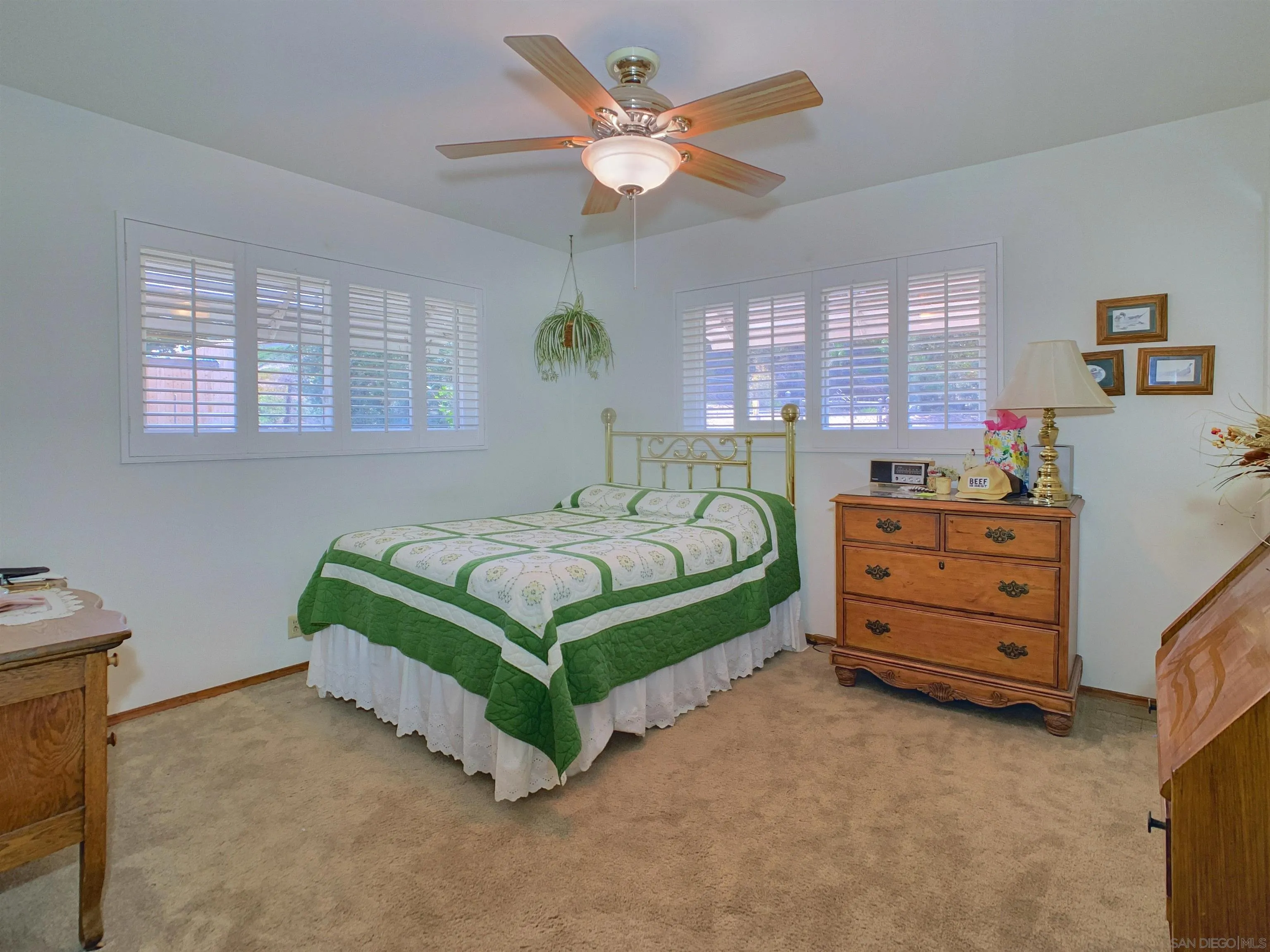 6345 Primrose