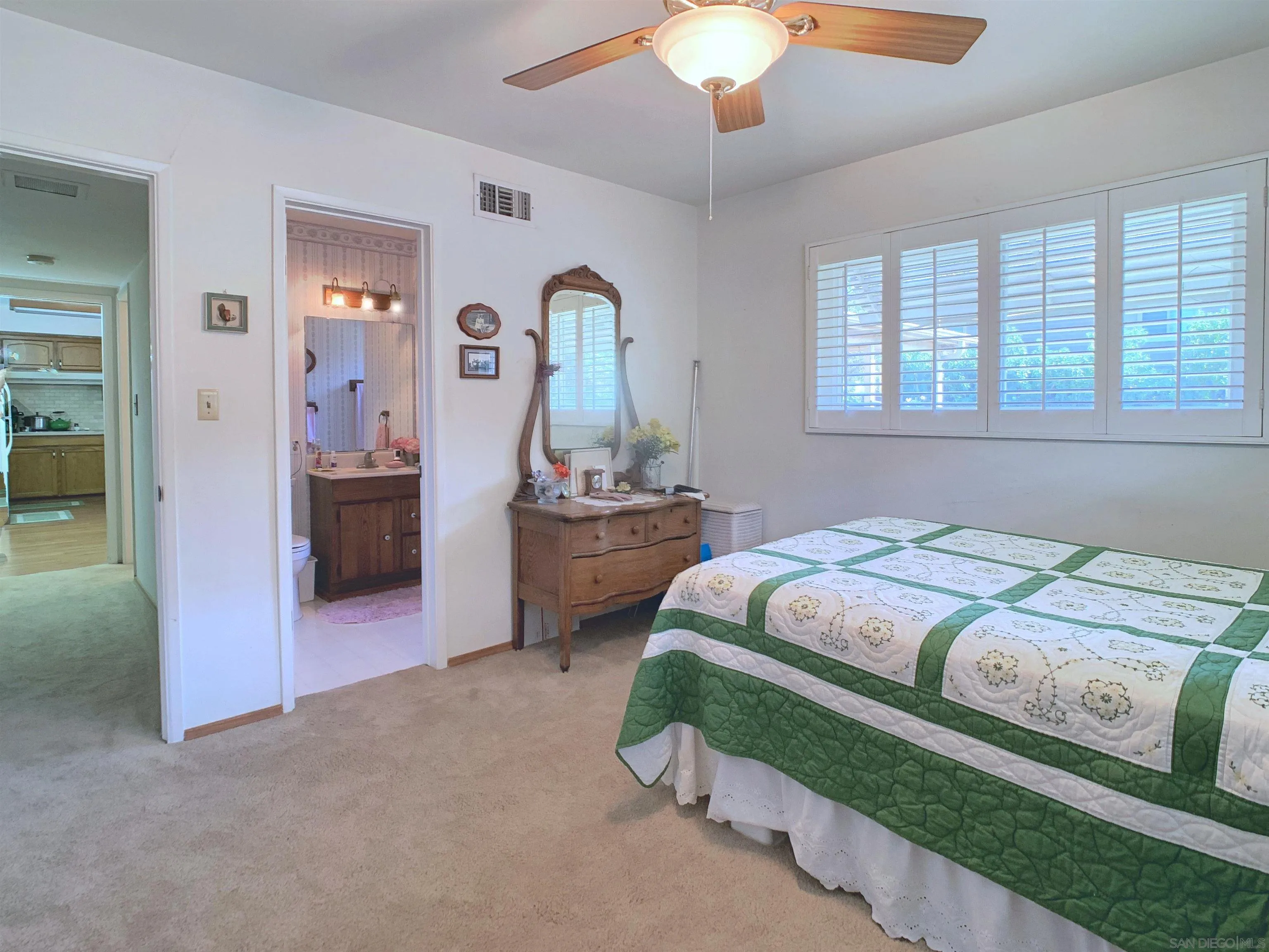 6345 Primrose