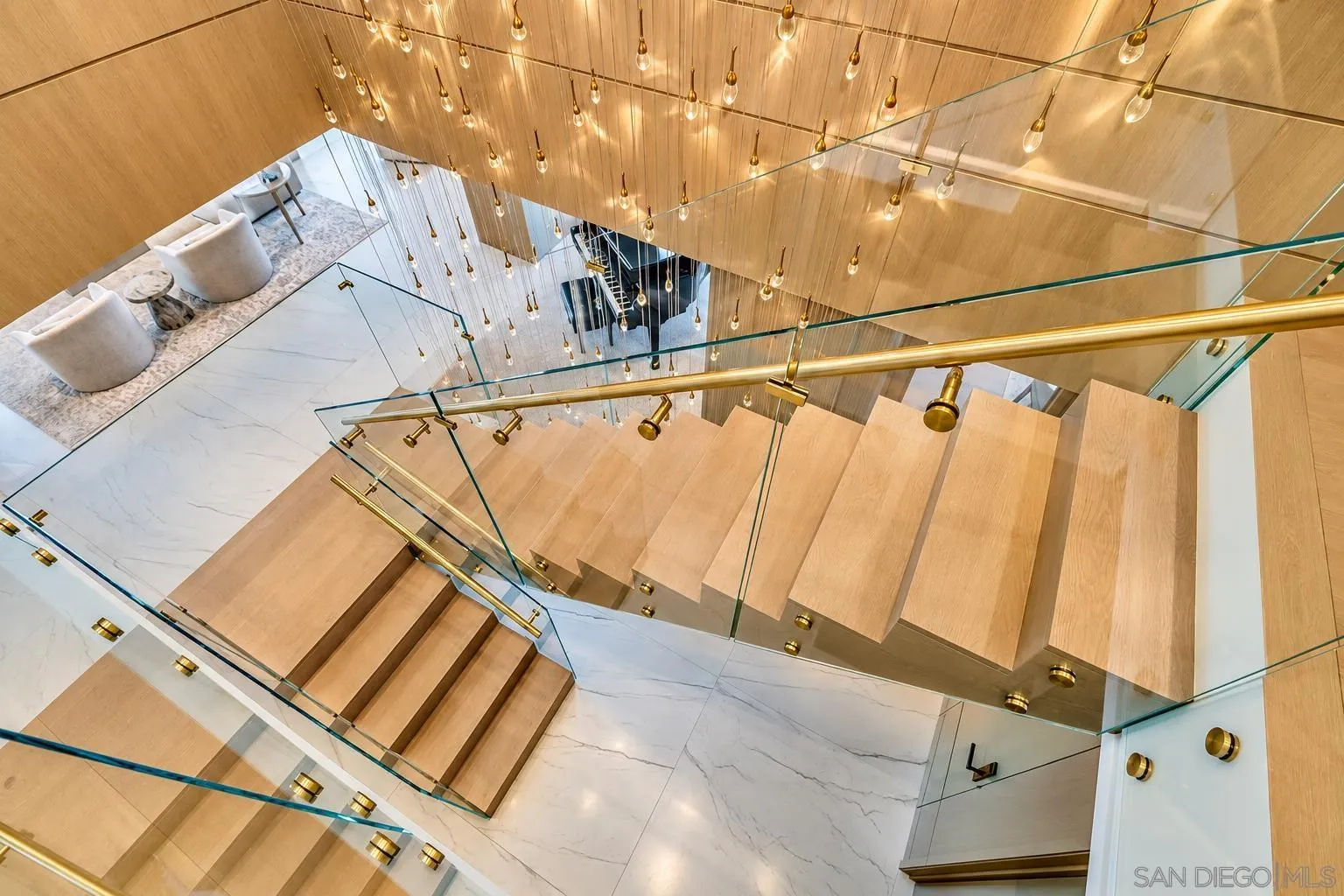 2500 Sixth Ave Unit Penthouse 4