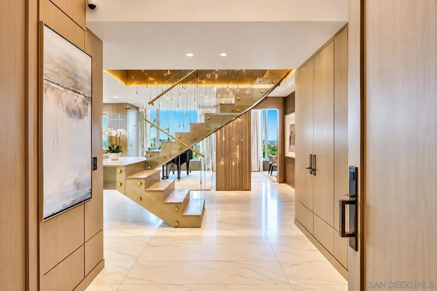 2500 Sixth Ave Unit Penthouse 4