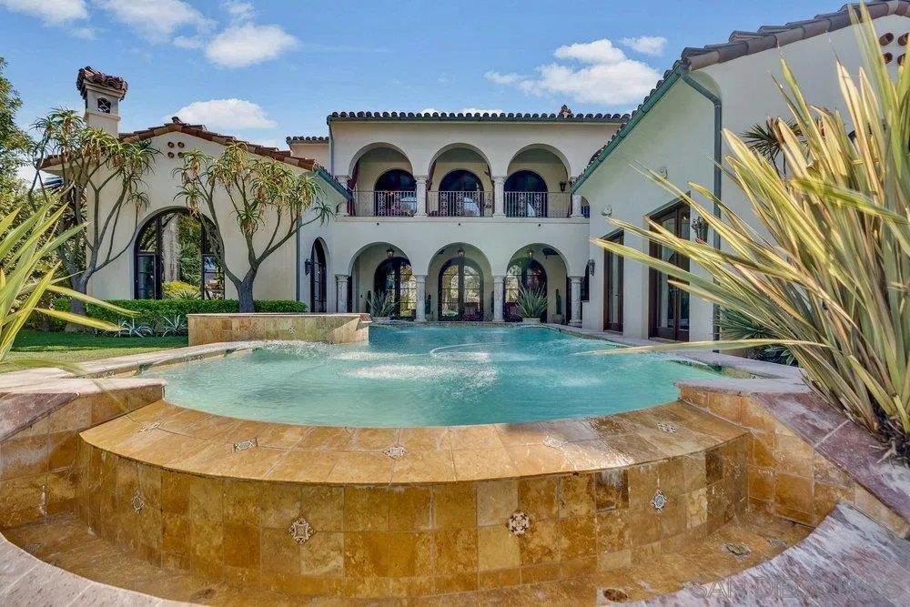 7748 Road To Zanzibar Lot 329