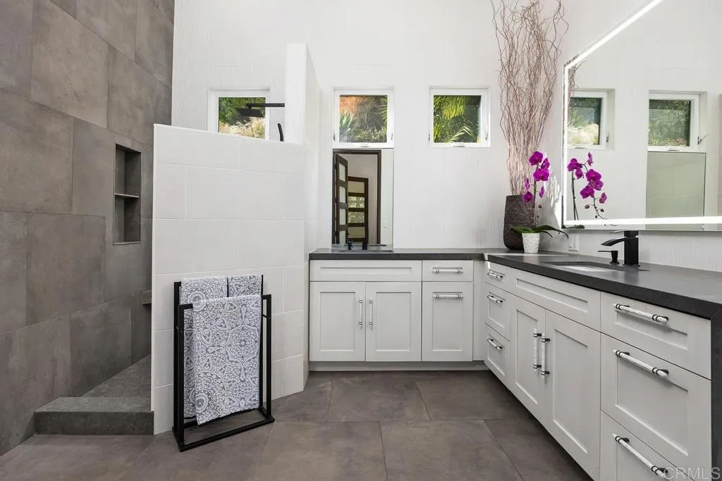 1240 Berryman Canyon, Encinitas