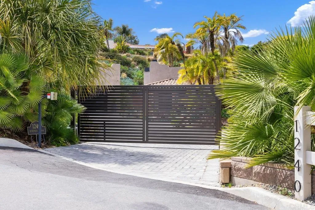 1240 Berryman Canyon, Encinitas