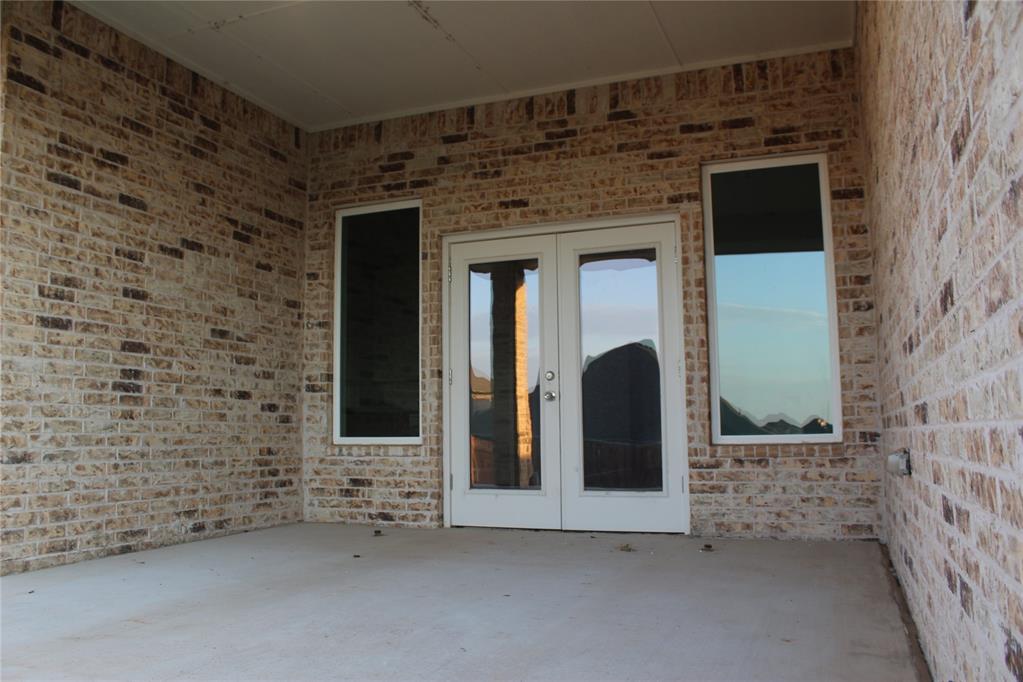 6413 NW 159 th Street