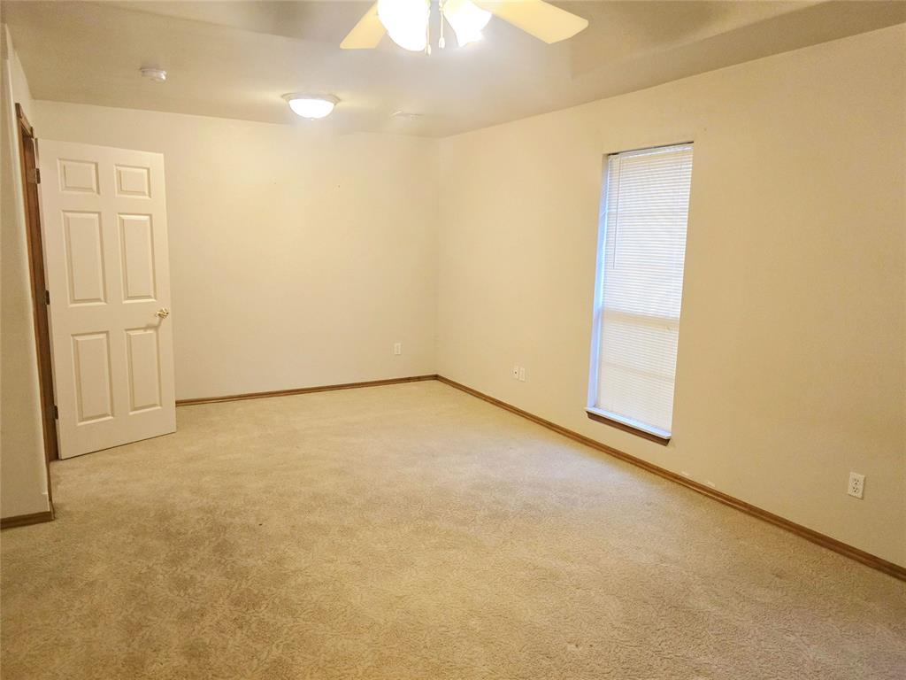 14912 W Jefferson Lane