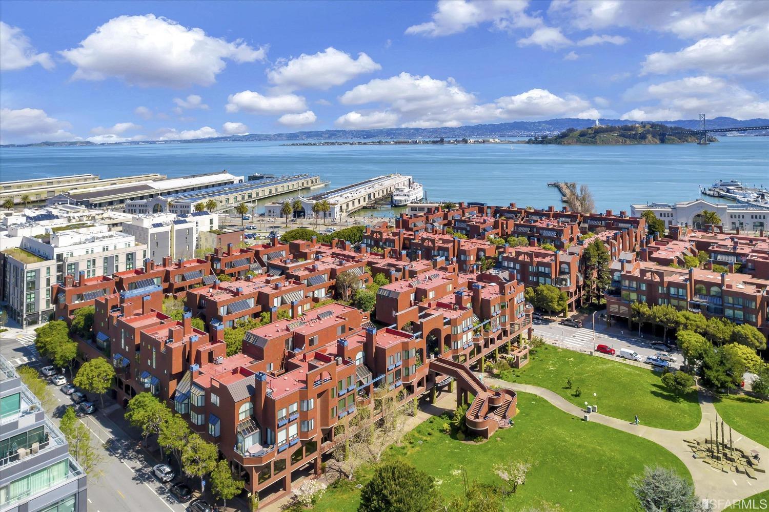 170 Pacific Avenue Unit: 24