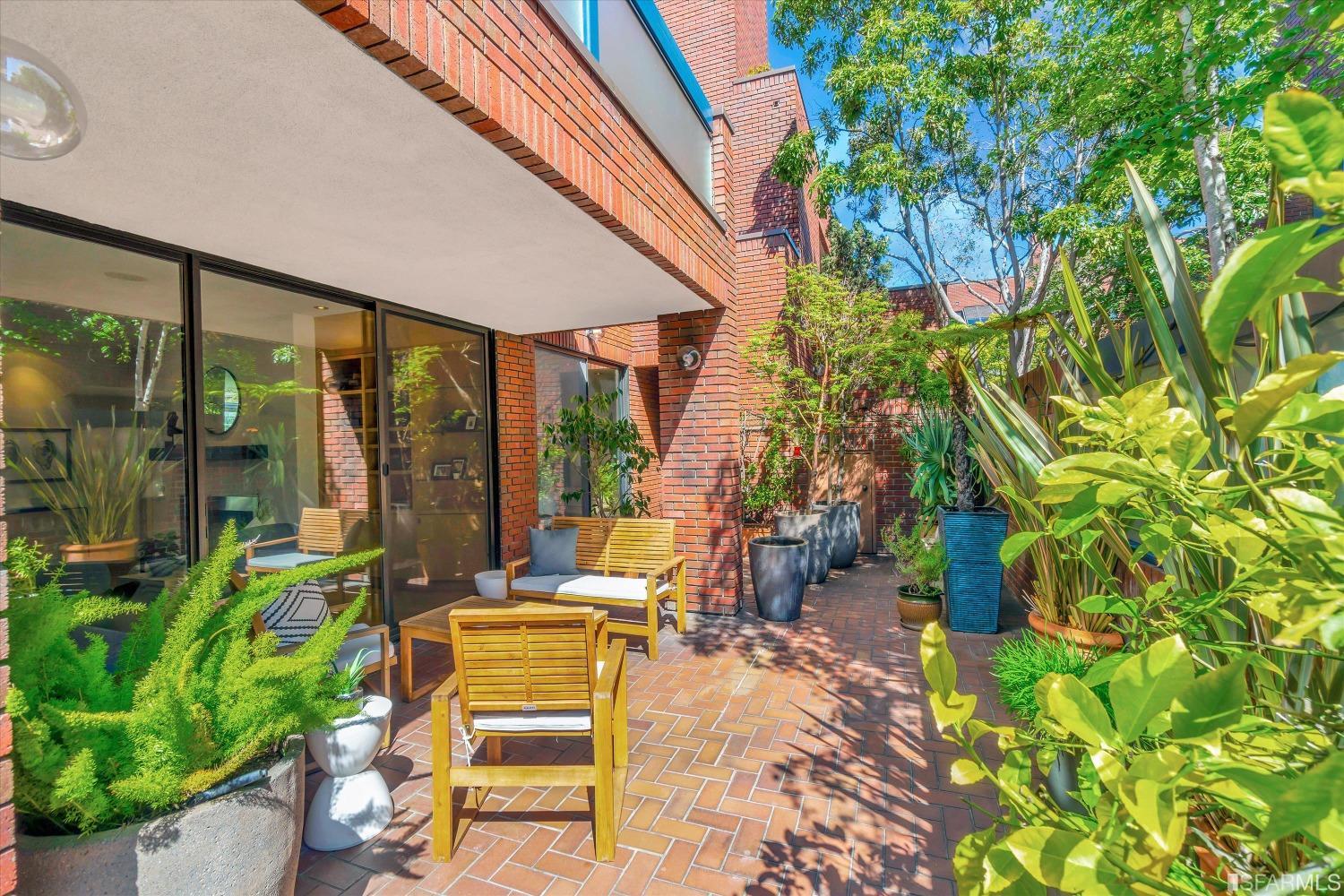 170 Pacific Avenue Unit: 24