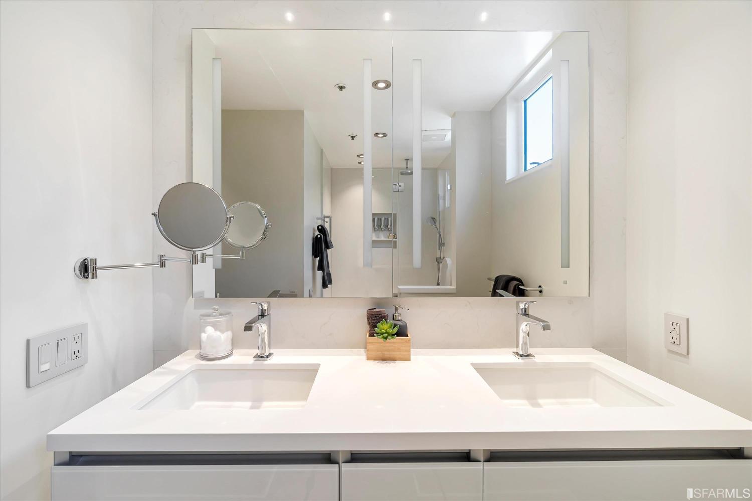 170 Pacific Avenue Unit: 24