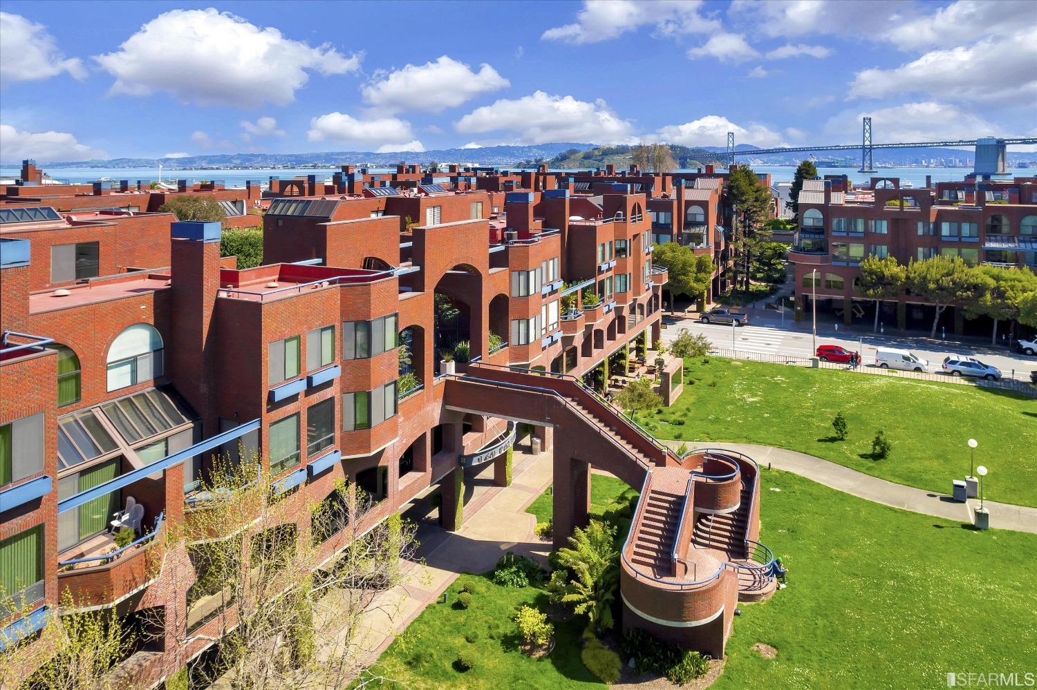 170 Pacific Avenue Unit: 24
