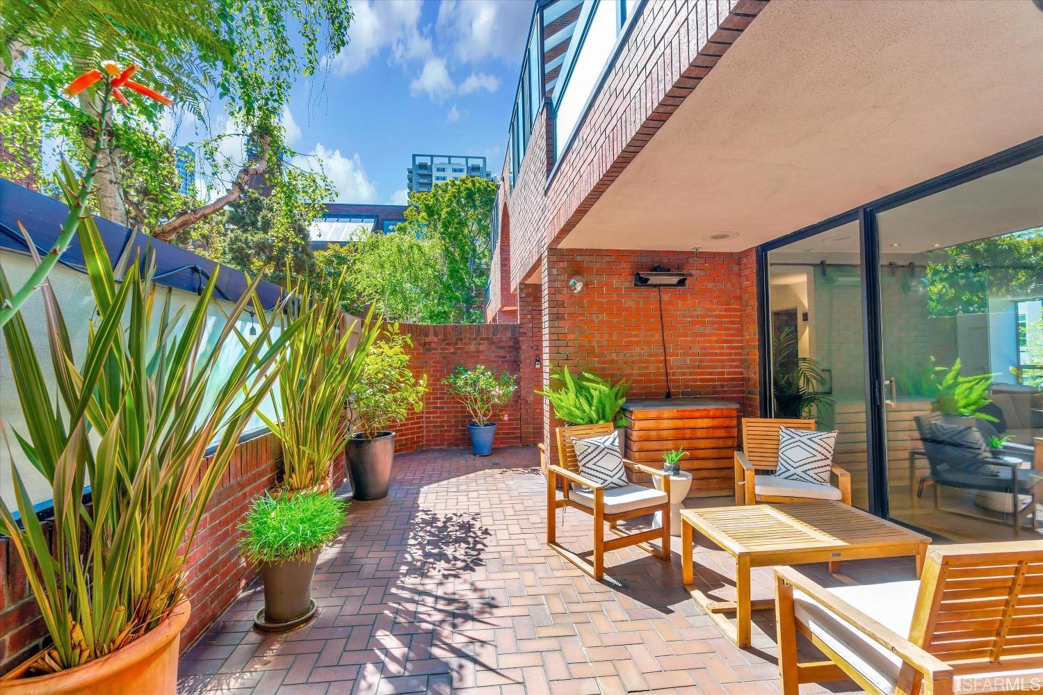 170 Pacific Avenue Unit: 24