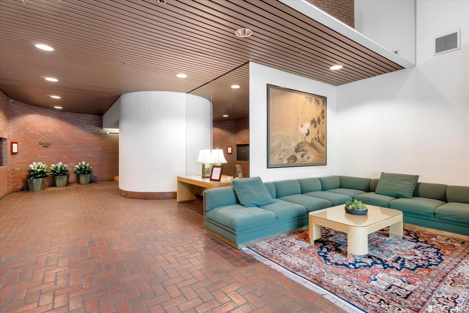 170 Pacific Avenue Unit: 24