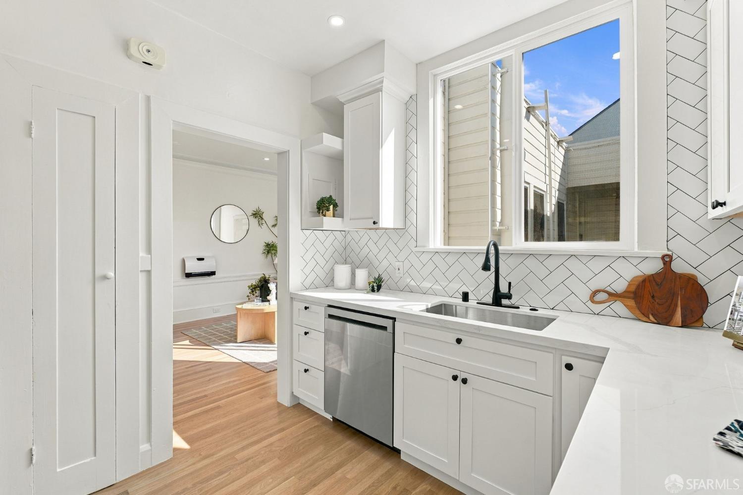 1915 Laguna Street # 3