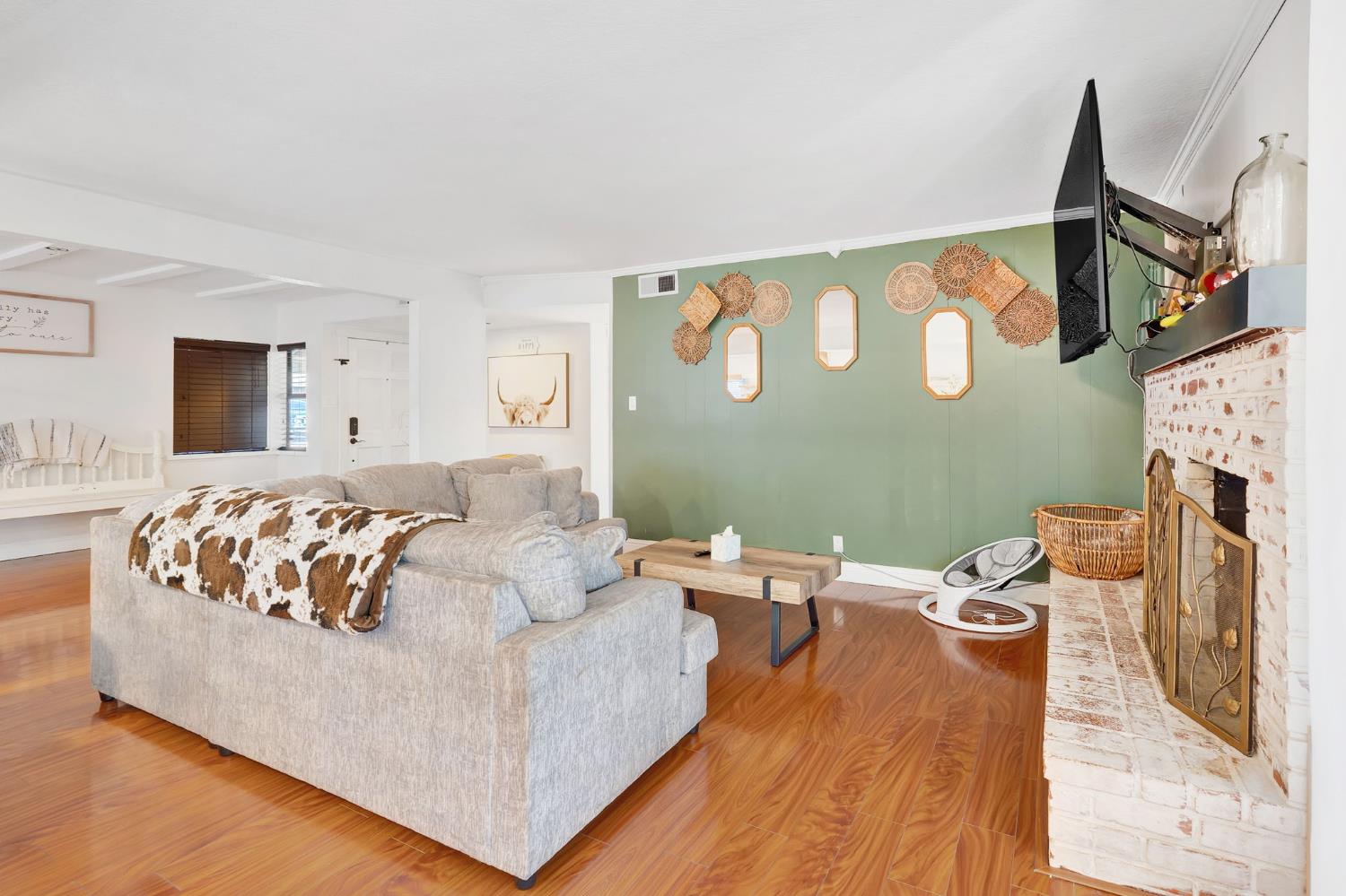 5837 Pioneer Way