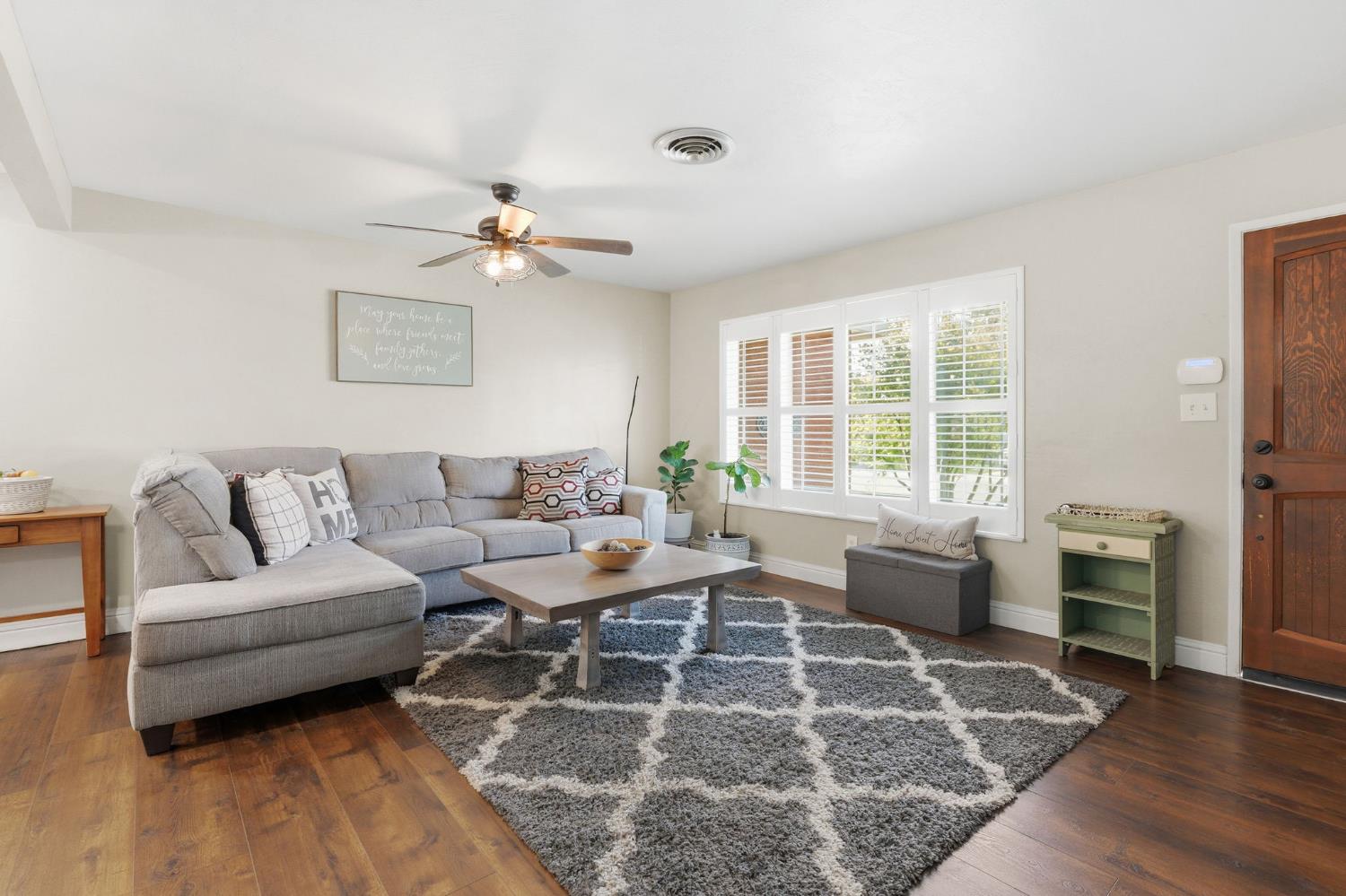 524 N Pacific Avenue