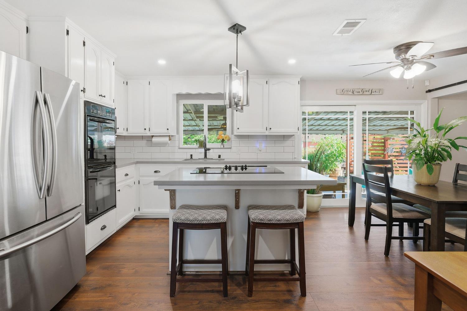 524 N Pacific Avenue