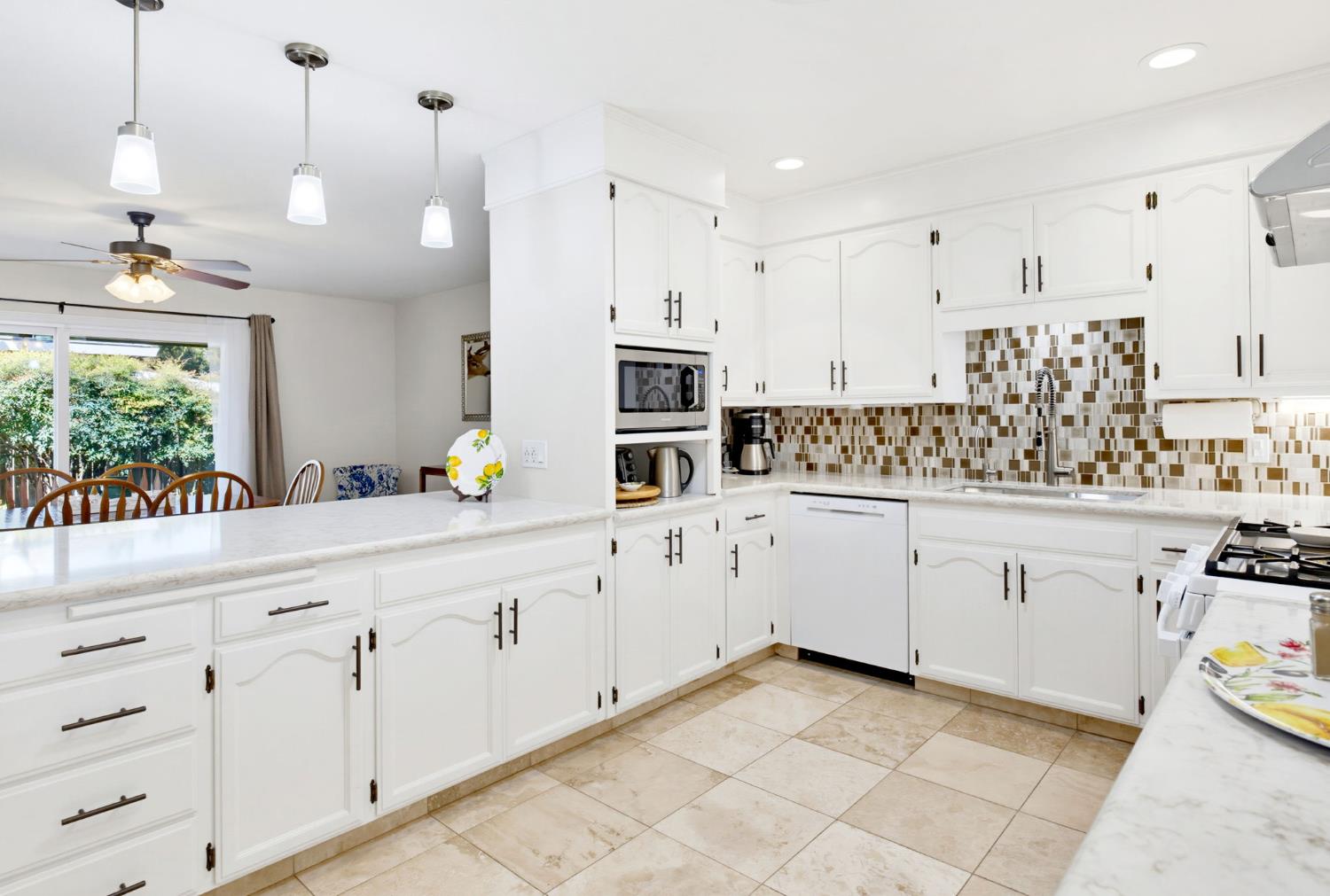 1032 Sycamore Lane