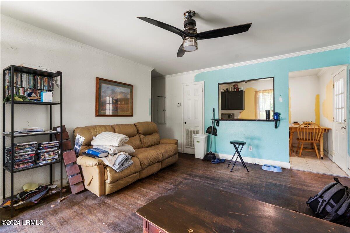 2908 2nd Street