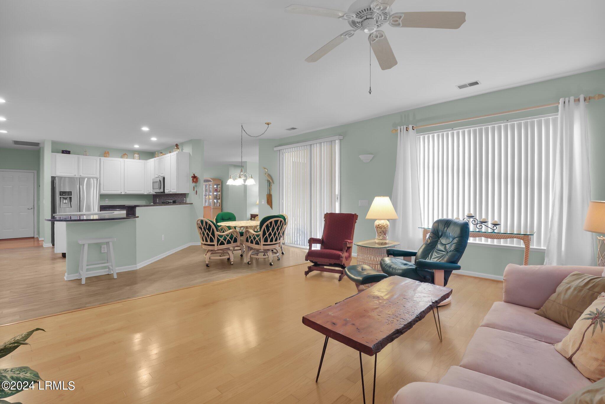 13 Becket Place