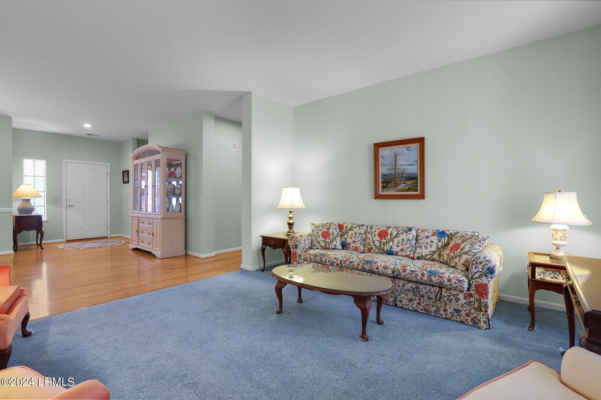 13 Becket Place