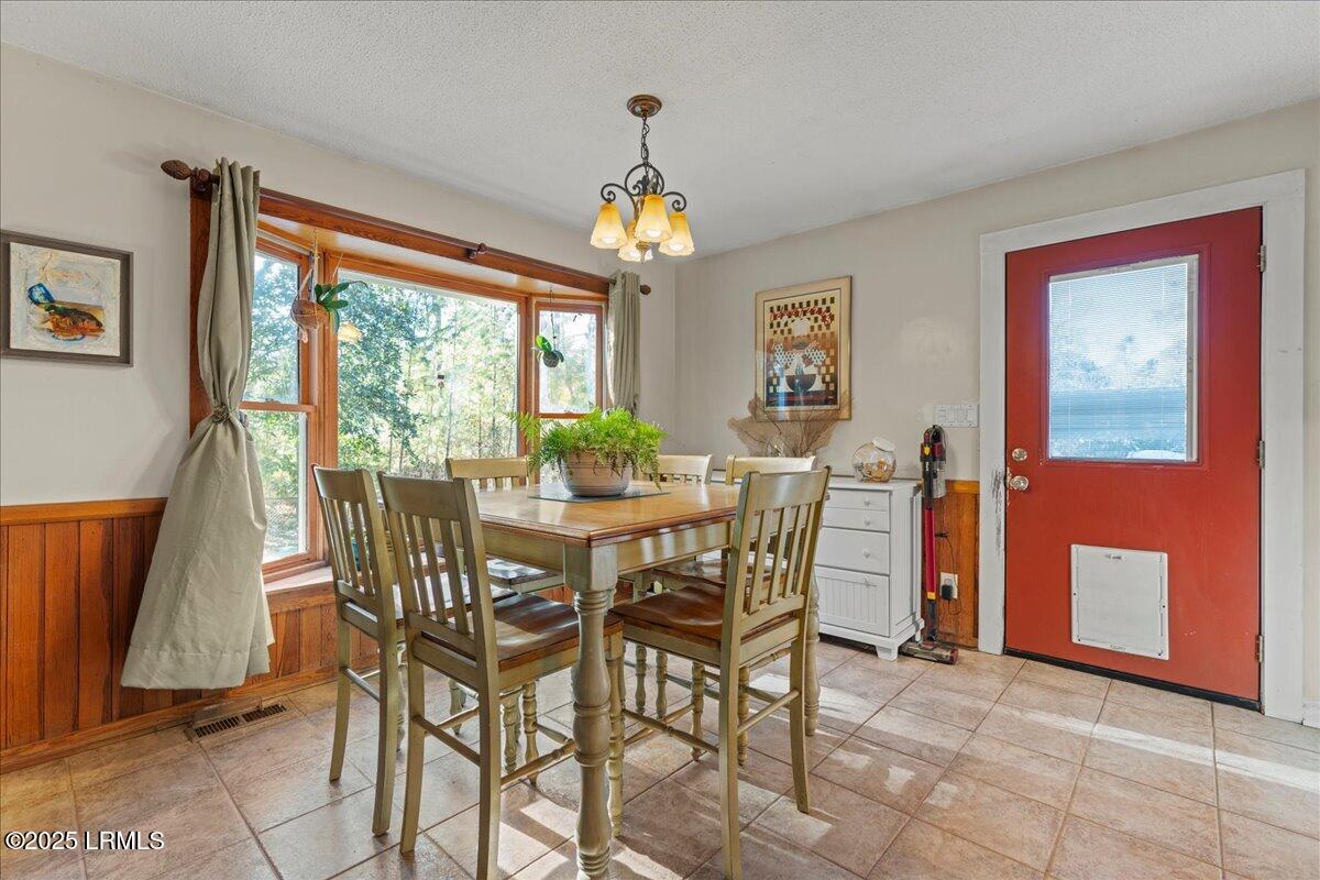 29 Grande Oaks Drive