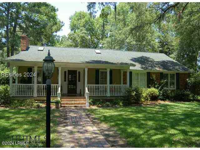 29 Grande Oaks Drive