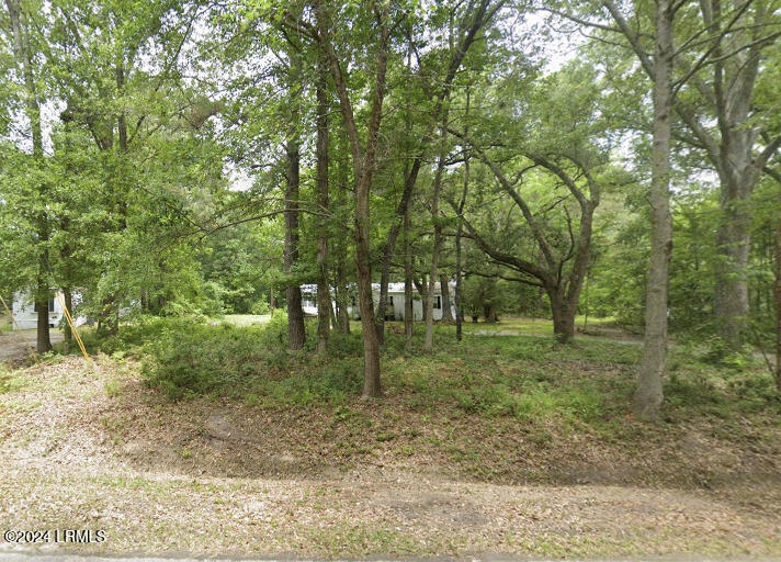 48 Community Center Road