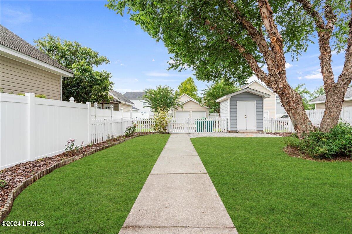 23 5th Avenue