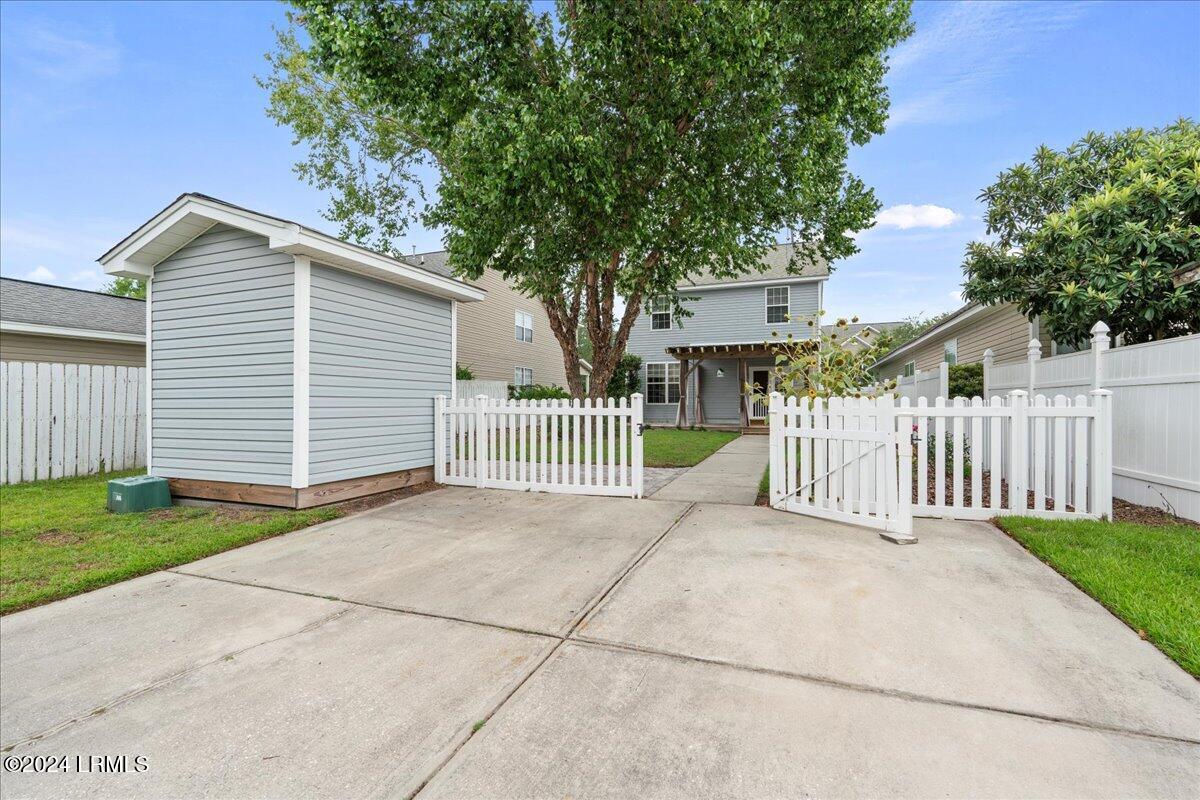 23 5th Avenue