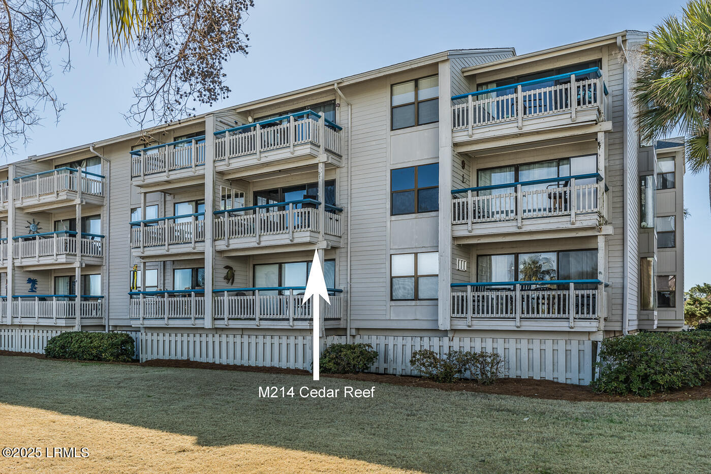 6 Harbor Drive N M214