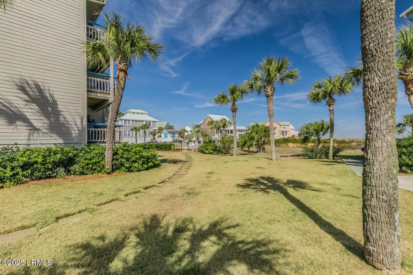 6 Harbor Drive N M214