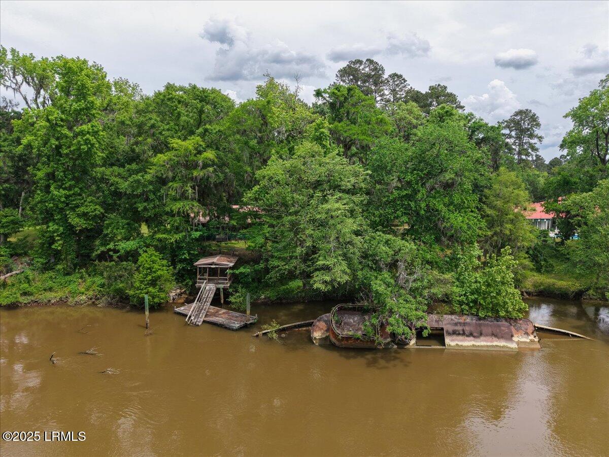6747 Purrysburg Road