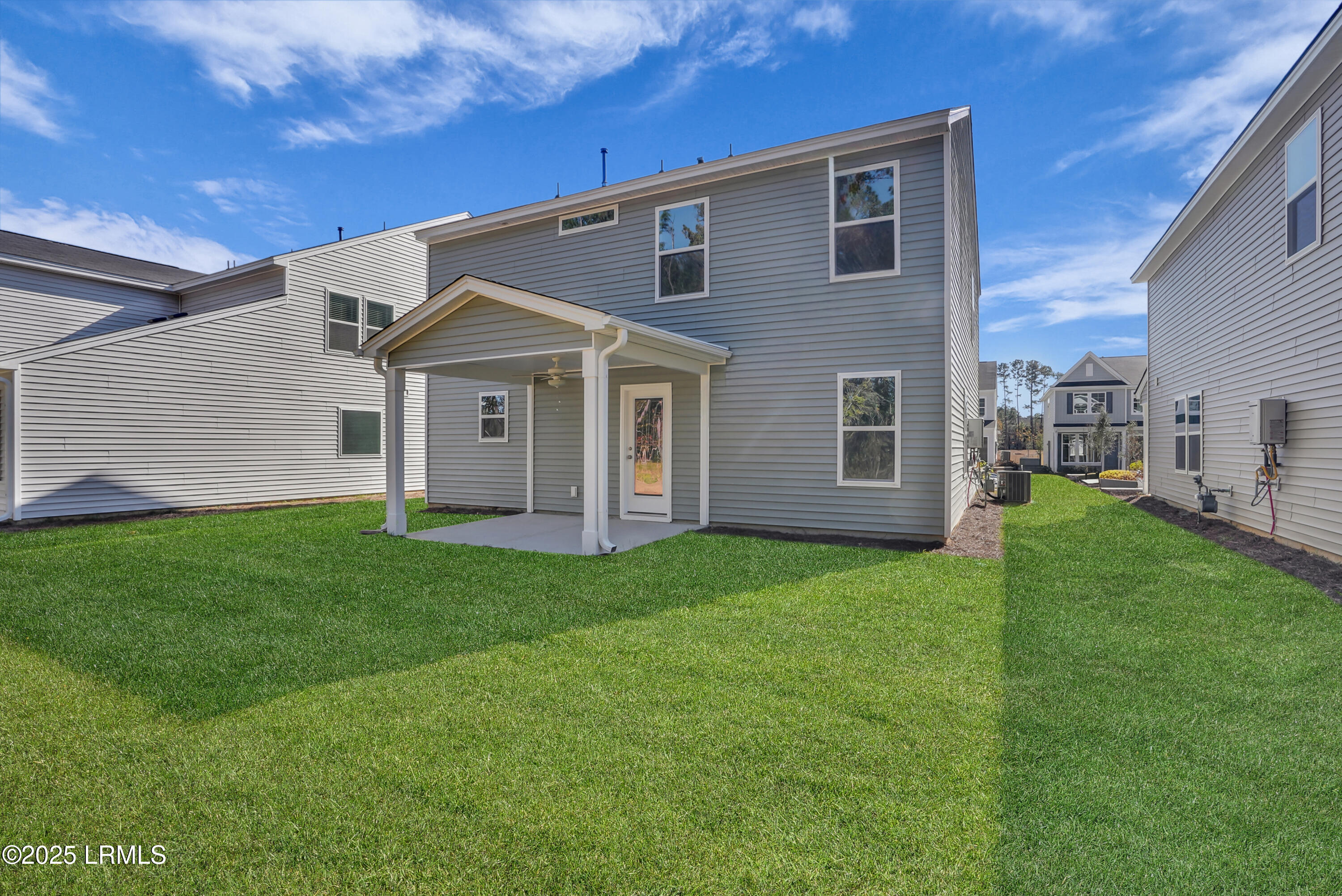 439 Waters Edge Way
