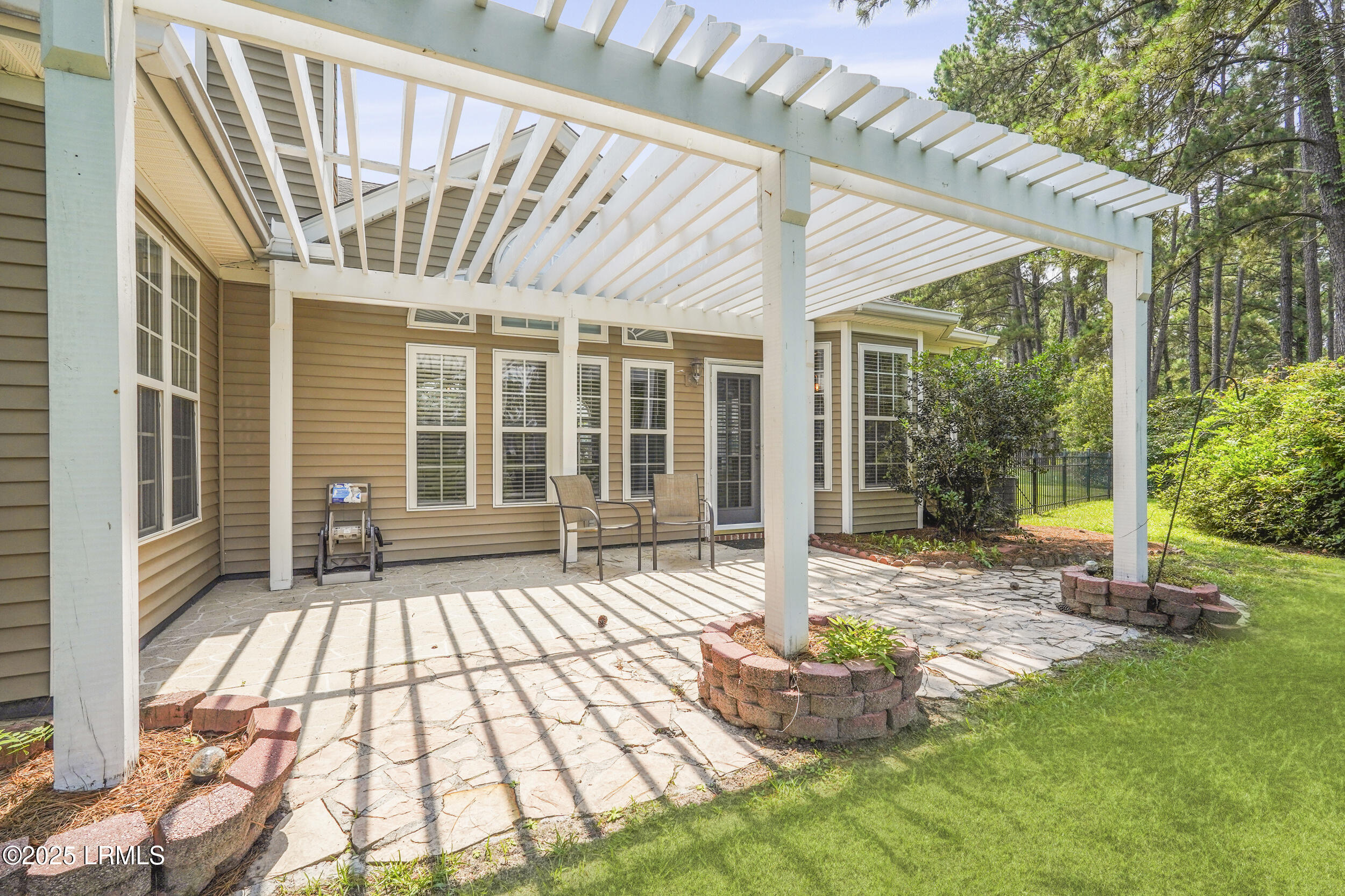 10 Saint George Circle