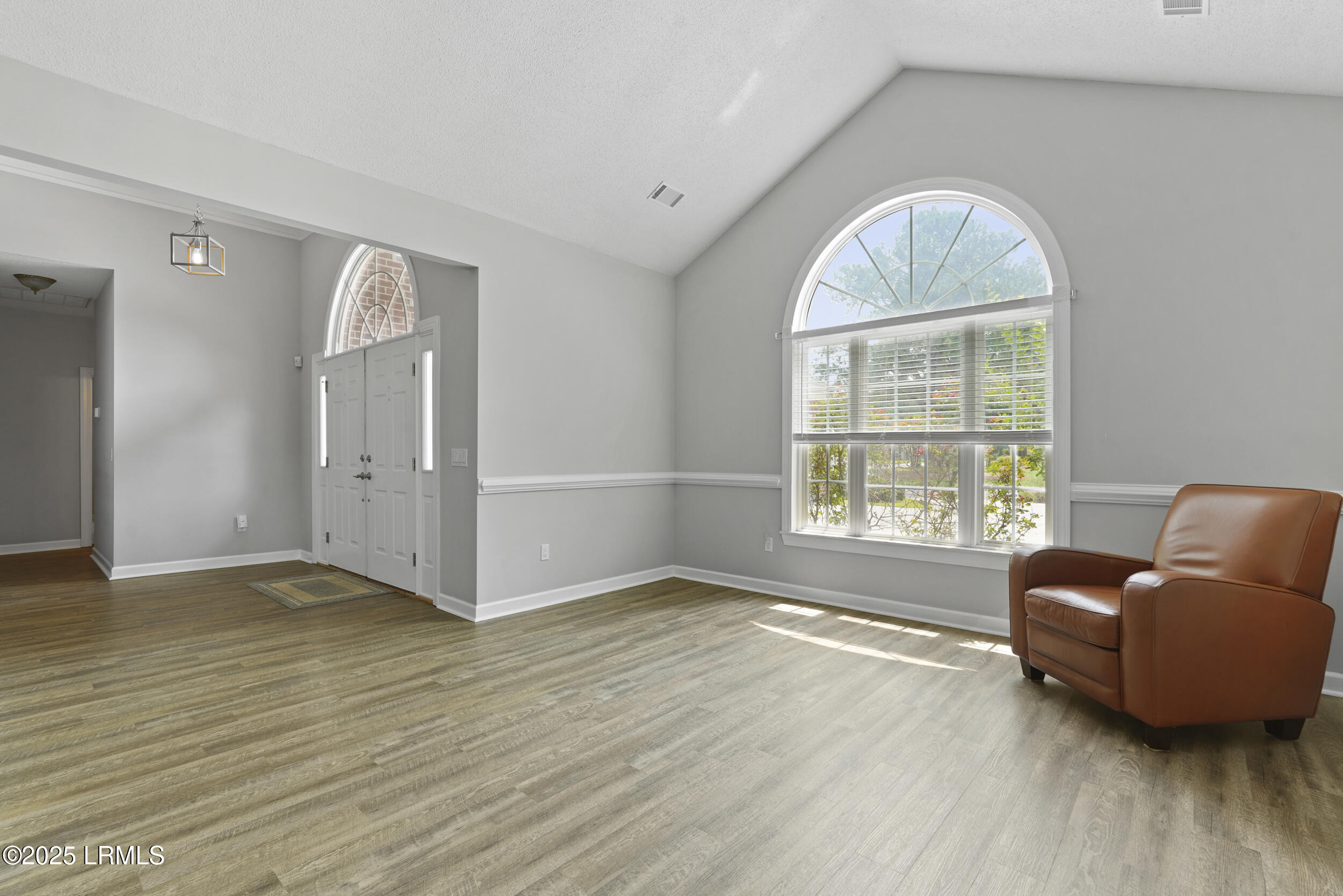 10 Saint George Circle